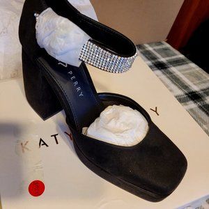 A268-NIB Black Katy Perry Uplift Pump with Rhinestone Ankle Collar--SZ 8.5